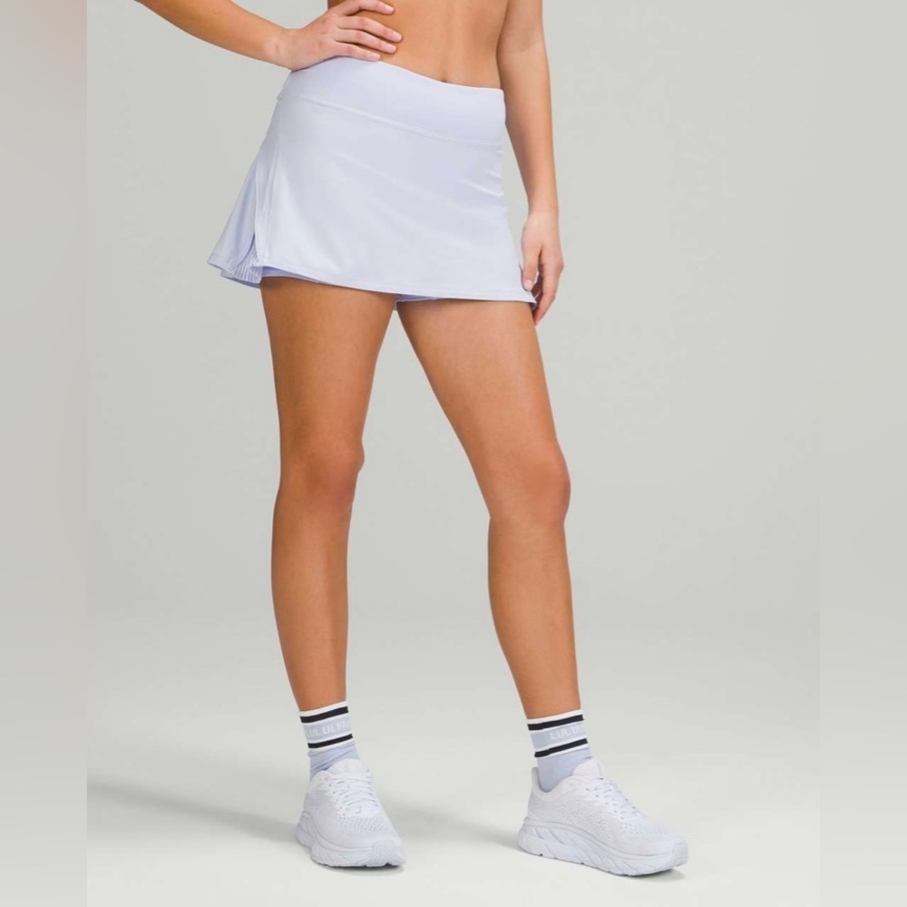 Lululemon Play Off the Pleats Mid-Rise Golf Tennis Skirt Pastel Blue Sz 10 Rare - Picture 4 of 9